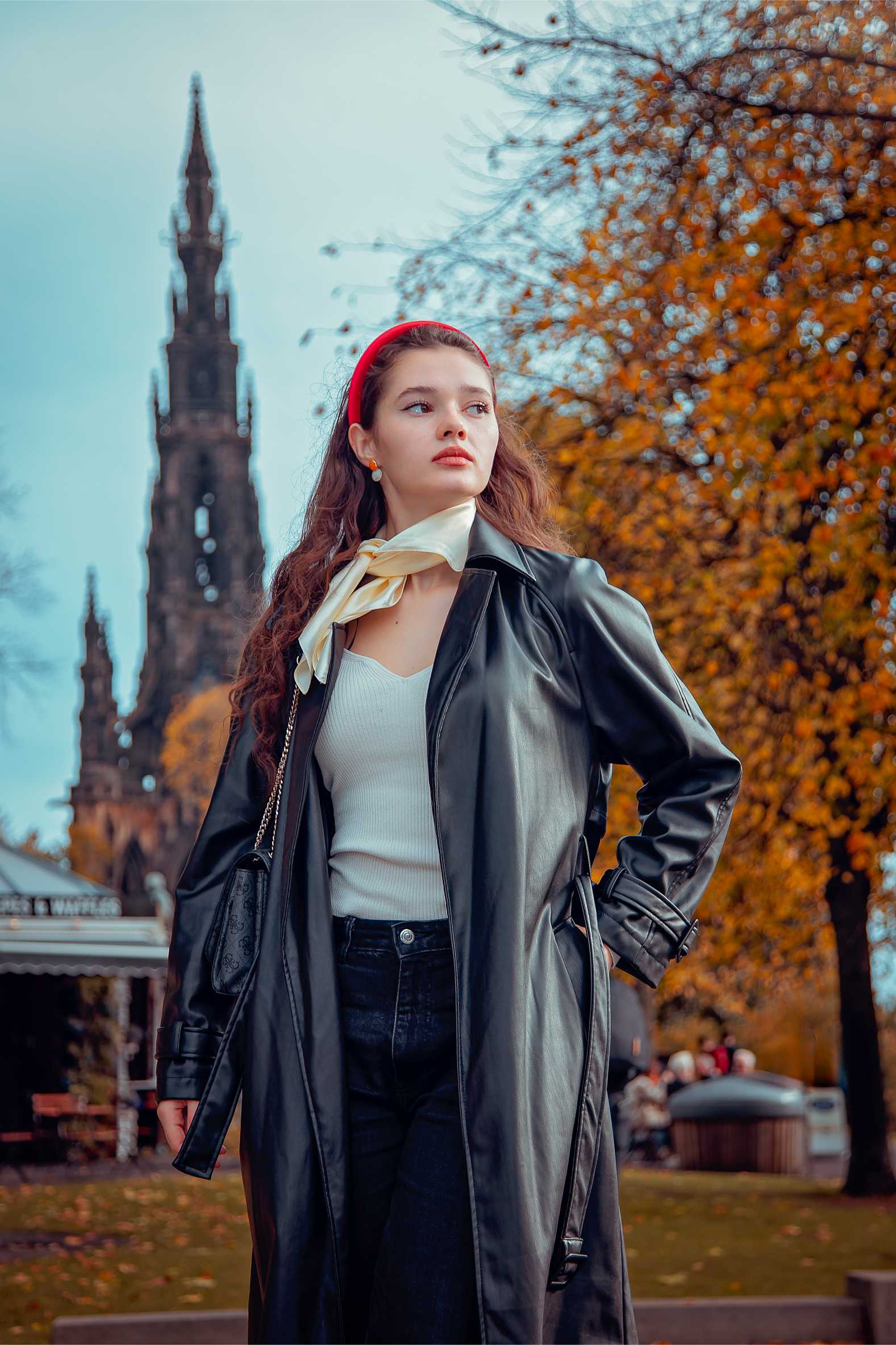 • Tourist Photography – Visiting Edinburgh or Glasgow? Let us capture your trip with breathtaking portraits featuring the city’s iconic backdrops.