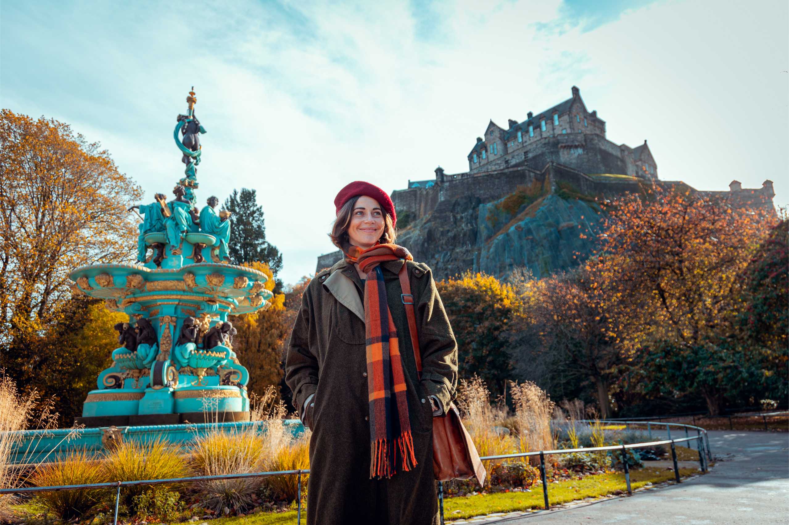Tourist photography or travel photograph – Visiting Edinburgh or Glasgow
