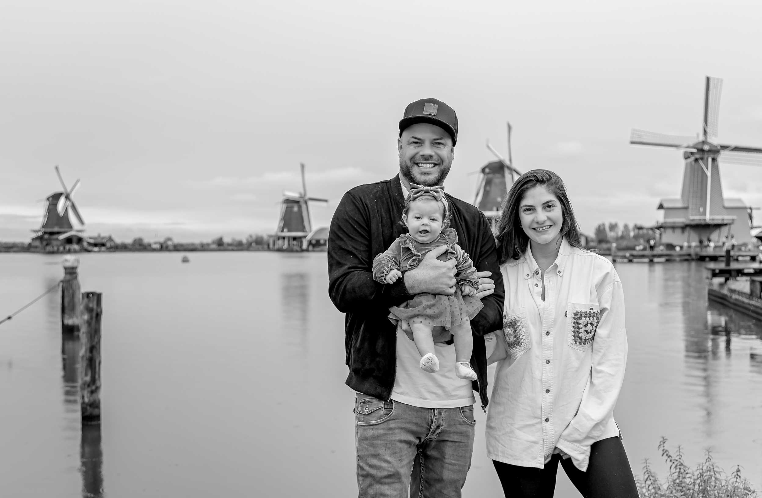 Tourist photography or travel photograph – Visiting Edinburgh or Glasgow